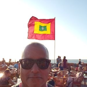 Meet your Posher, Alex